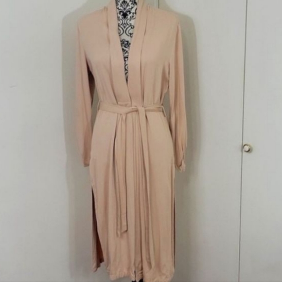 Francesca’s Miami Long Belted Duster - Picture 2 of 6